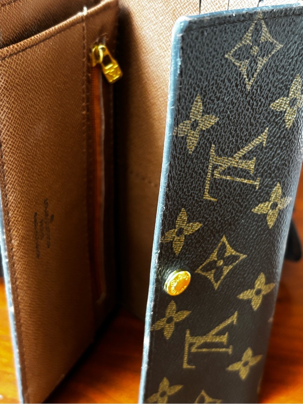 VTG Louis Vuitton Brown Monogram Canvas Small Wallet - Picture 4 of 11